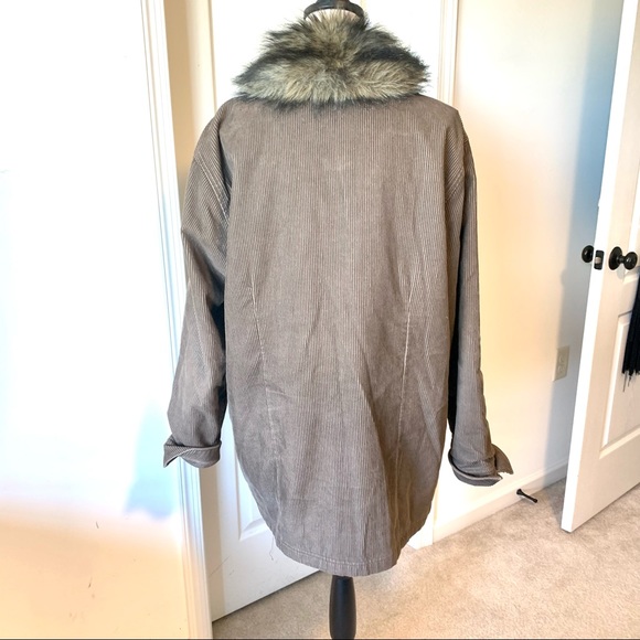 WOOLRICH Corduroy Faux Fur Trimmed Oversized Parka/Barn Coat—SZ. Large - Picture 7 of 17